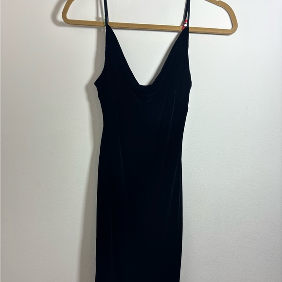 Banana Republic Dresses & Skirts - Banana Republic black velvet bodycon dress size 2 … 146
